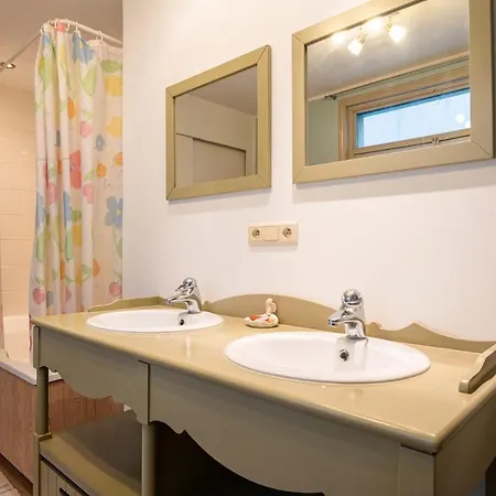 Сasa de vacaciones Ruim Woning In Centrum Tot 12 Personen *