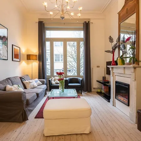 Ruim Woning In Centrum Tot 12 Personen * 오스텐드